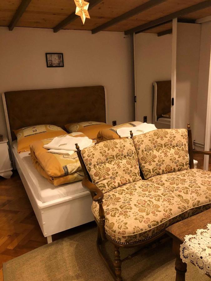Ducville 2 Brasov Exterior photo