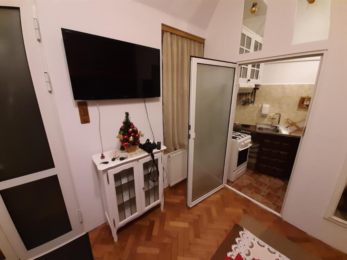 Ducville 2 Brasov Exterior photo