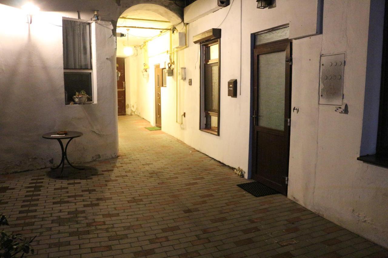 Ducville 2 Brasov Exterior photo
